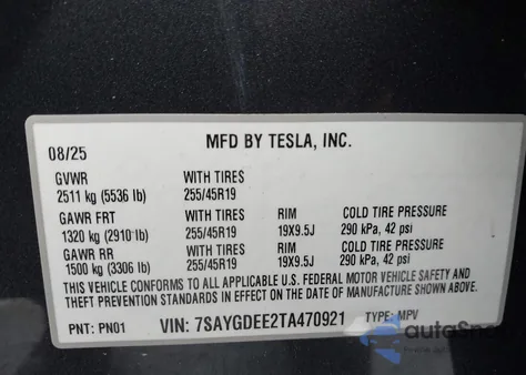 2026 Tesla Model Y Long Range Dual Motor All-Wheel Drive/Long Range Launch Series z USA, uszkodzony, nr VIN 7SAYGDEE2TA470921